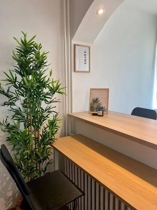 Zen Studio In The Heart Of Bucharest Apartment